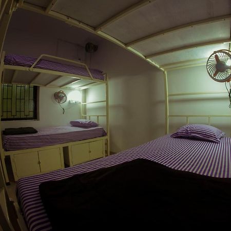 Bonds Hostel カンドリム エクステリア 写真